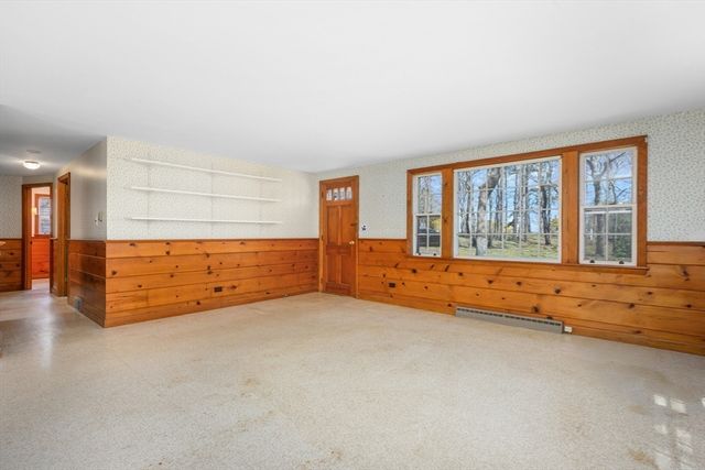 21 Uncatena Rd, Mashpee, MA 02649