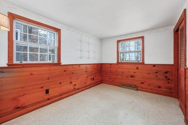 21 Uncatena Rd, Mashpee, MA 02649