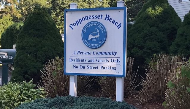 21 Uncatena Rd, Mashpee, MA 02649