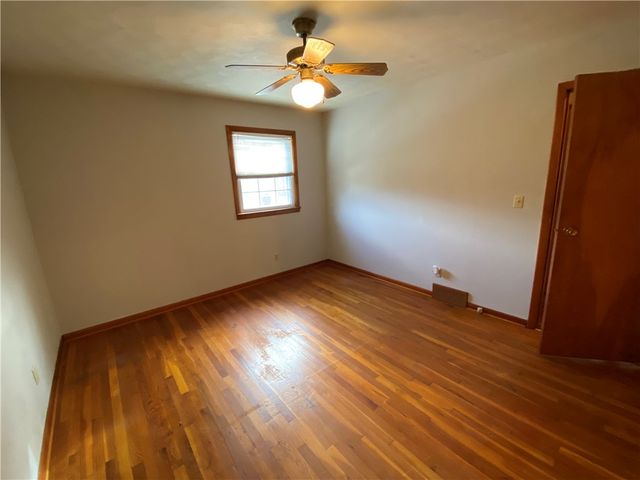 940 Wheatland Rd, West Middlesex Boro, PA 16159