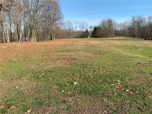 940 Wheatland Rd, West Middlesex Boro, PA 16159