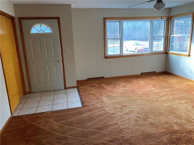 940 Wheatland Rd, West Middlesex Boro, PA 16159