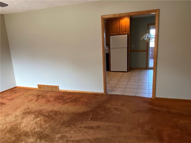 940 Wheatland Rd, West Middlesex Boro, PA 16159