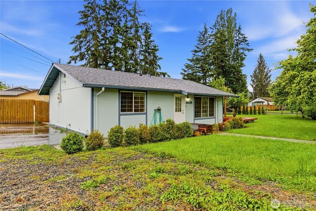 3208 21st Street, Everett, WA 98201
