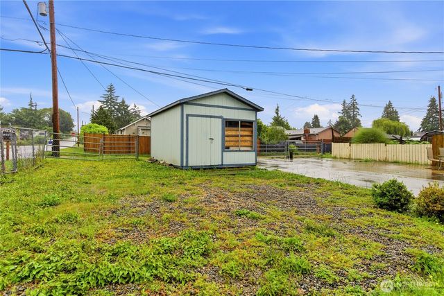3208 21st Street, Everett, WA 98201