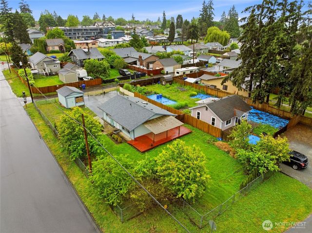 3208 21st Street, Everett, WA 98201