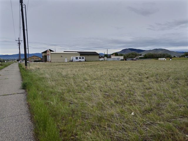 7925 Avocet Drive, Helena, MT 59602