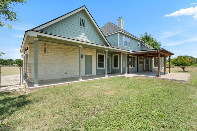 913 County Road 220, Florence, TX 76527