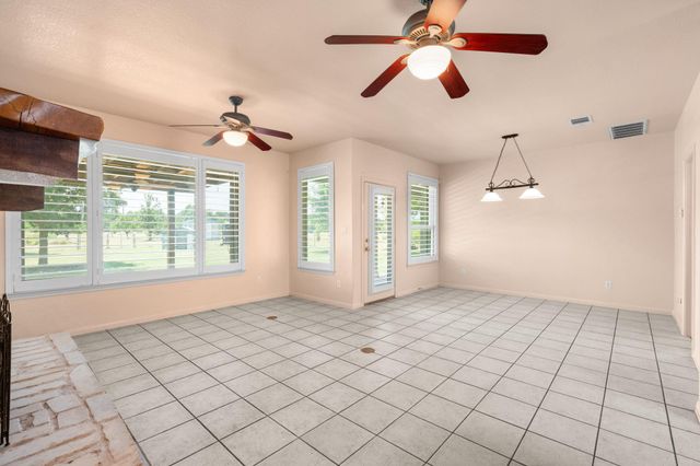 913 County Road 220, Florence, TX 76527