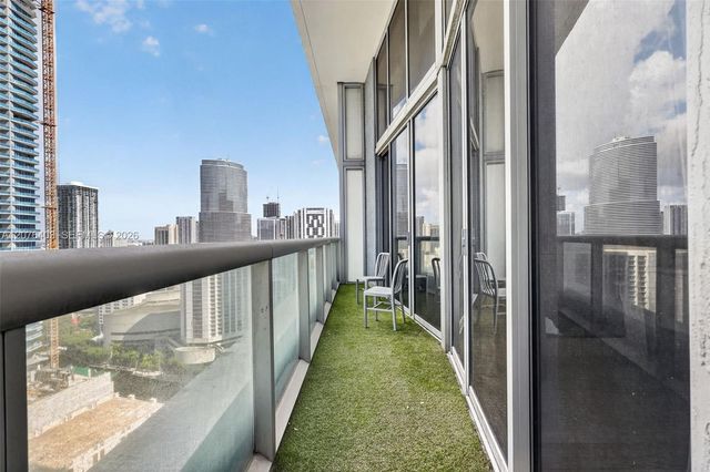 485 Brickell Avenue 2807, Miami, FL 33131