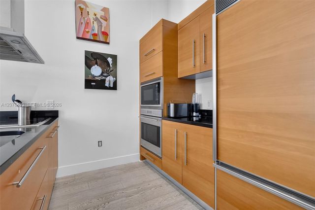 485 Brickell Avenue 2807, Miami, FL 33131