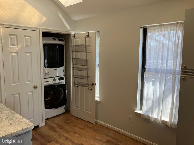 11152 HARBOR CT, Reston, VA 20191