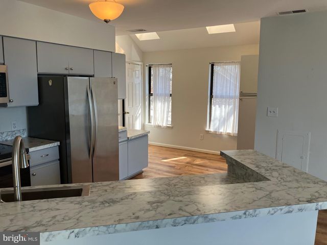 11152 HARBOR CT, Reston, VA 20191