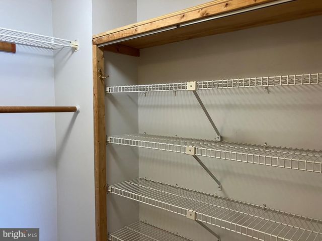 11152 HARBOR CT, Reston, VA 20191