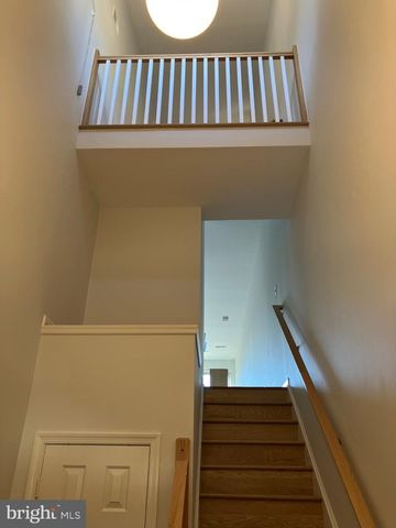 11152 HARBOR CT, Reston, VA 20191