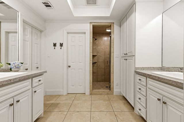 5023 W Purdue Street, Dallas, TX 75209