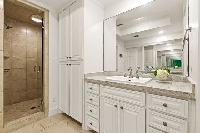 5023 W Purdue Street, Dallas, TX 75209