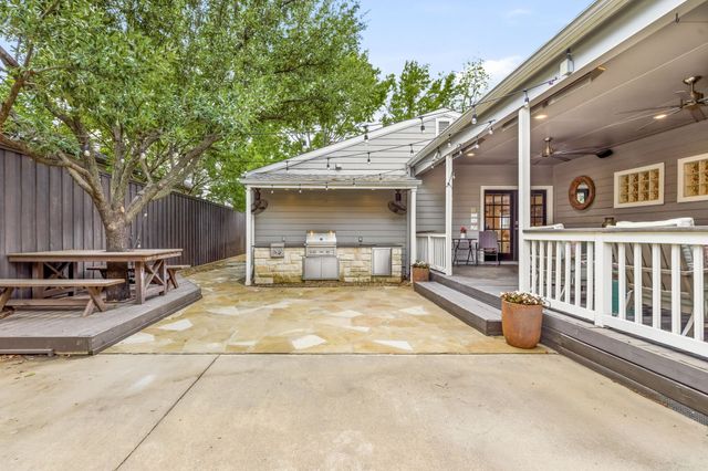 5023 W Purdue Street, Dallas, TX 75209