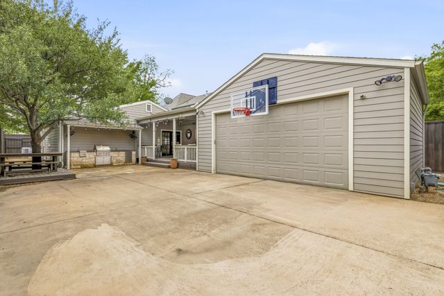 5023 W Purdue Street, Dallas, TX 75209