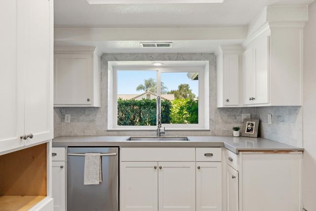 2804 March Ct, Modesto, CA 95358