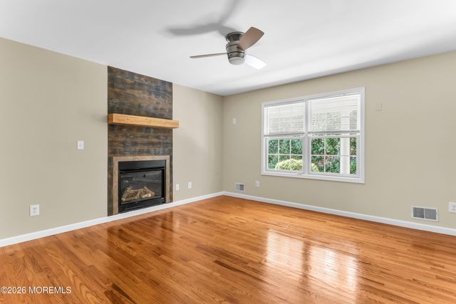 11 Cherry Tree Farm Road A, Middletown, NJ 07748