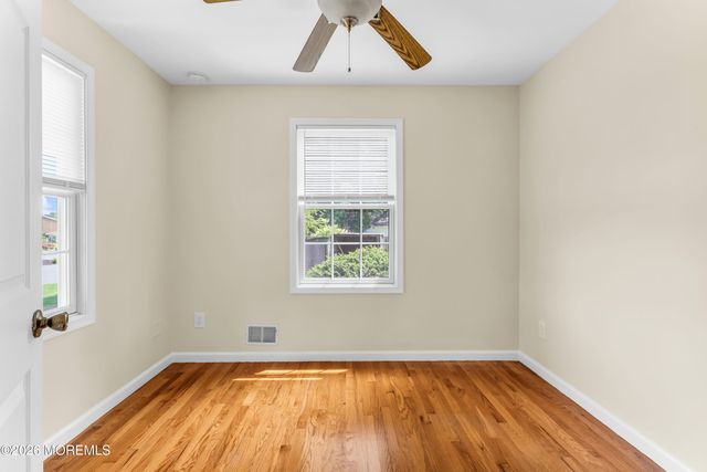 11 Cherry Tree Farm Road A, Middletown, NJ 07748