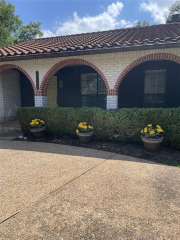 5704 Lands End ST, Austin, TX 78734