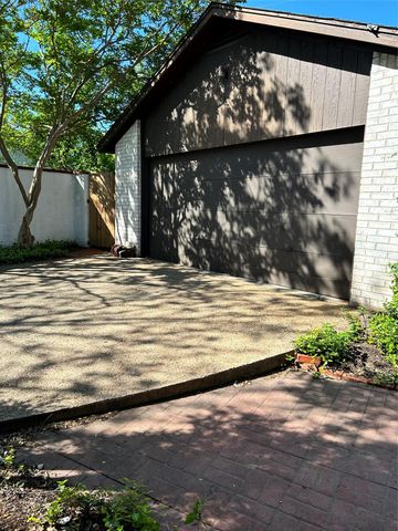 5704 Lands End ST, Austin, TX 78734