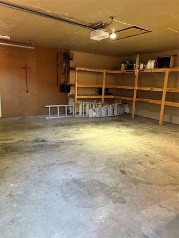 5704 Lands End ST, Austin, TX 78734