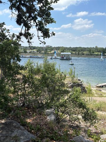 5704 Lands End ST, Austin, TX 78734
