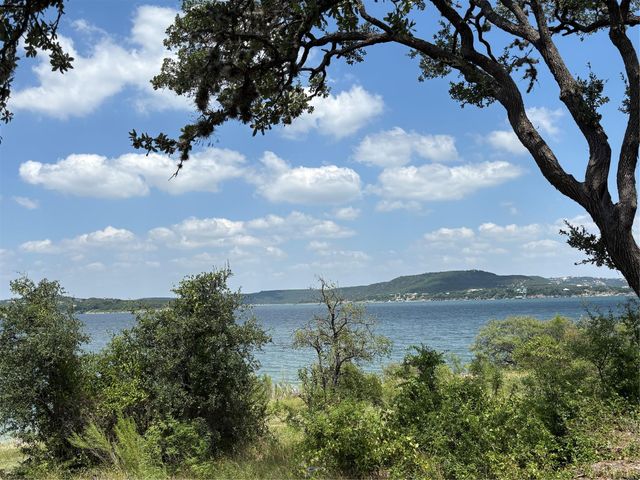 5704 Lands End ST, Austin, TX 78734