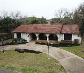 5704 Lands End ST, Austin, TX 78734