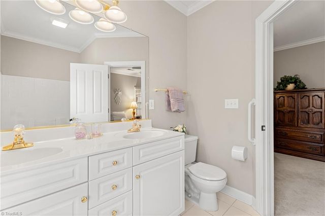 637 Sonoma Lane, High Point, NC 27265