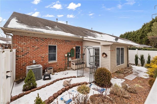 637 Sonoma Lane, High Point, NC 27265