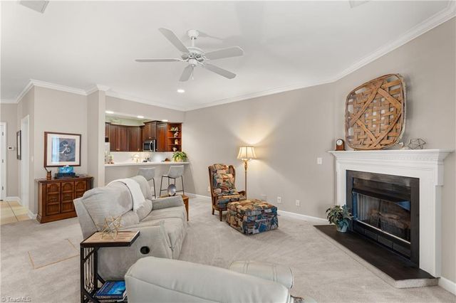 637 Sonoma Lane, High Point, NC 27265