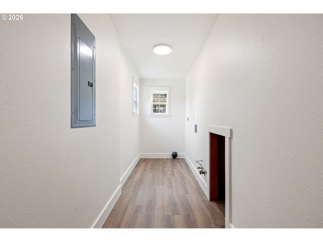 3730 AMBER Ln, Roseburg, OR 97471