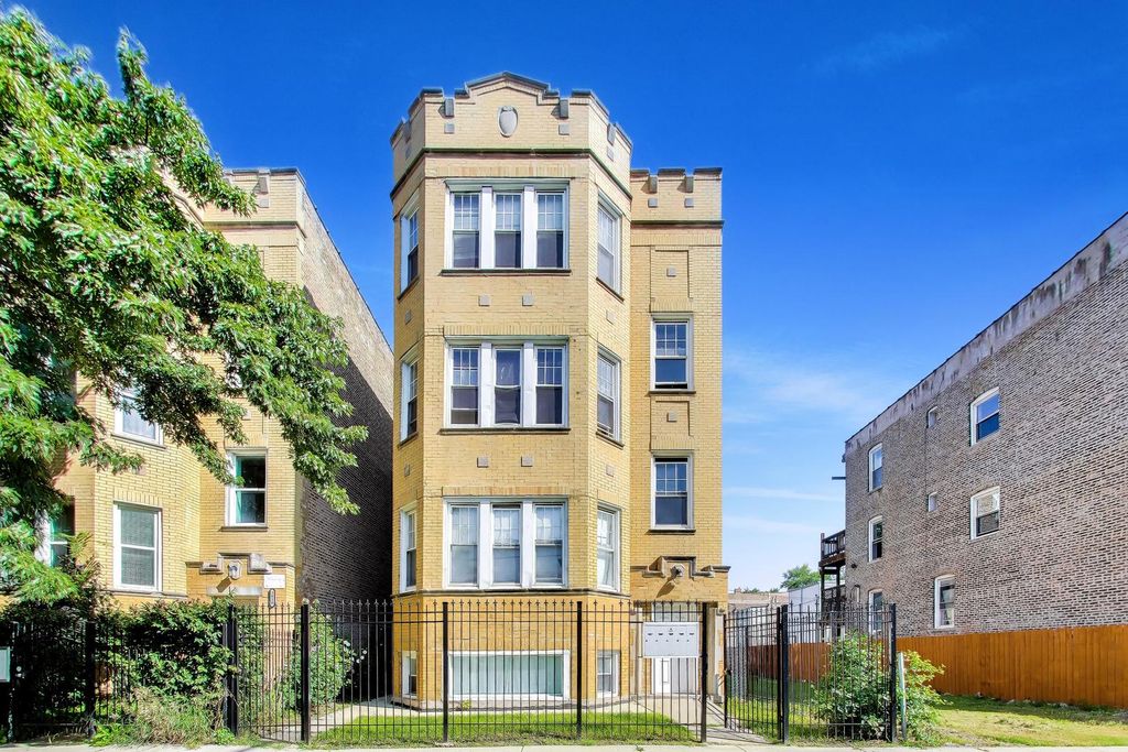3814 W OHIO Street, Chicago, IL 60624