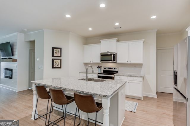 5317 Briggs Street, Flowery Branch, GA 30542