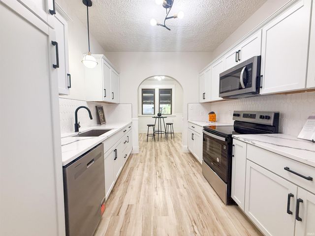 2304 Byerly Court, Mishawaka, IN 46544