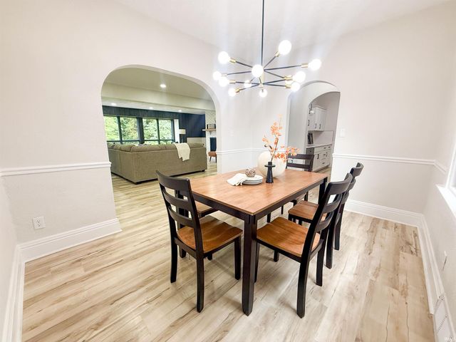 2304 Byerly Court, Mishawaka, IN 46544