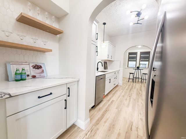 2304 Byerly Court, Mishawaka, IN 46544