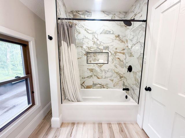 2304 Byerly Court, Mishawaka, IN 46544