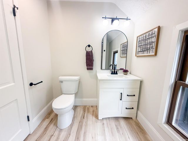 2304 Byerly Court, Mishawaka, IN 46544