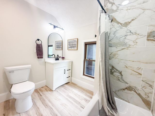 2304 Byerly Court, Mishawaka, IN 46544