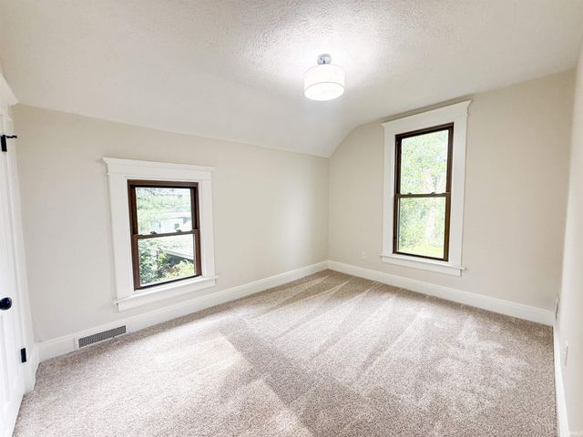 2304 Byerly Court, Mishawaka, IN 46544