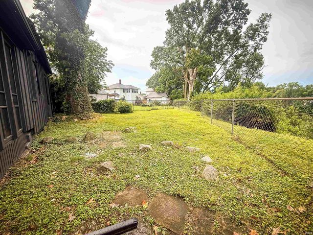 2304 Byerly Court, Mishawaka, IN 46544