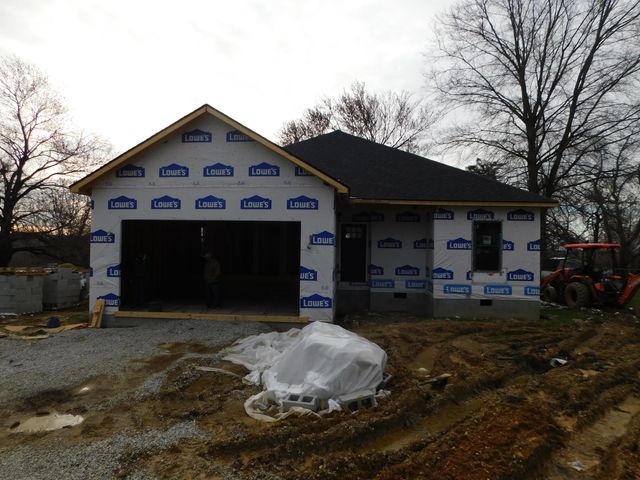 1634 Senator Lane, London, KY 40741
