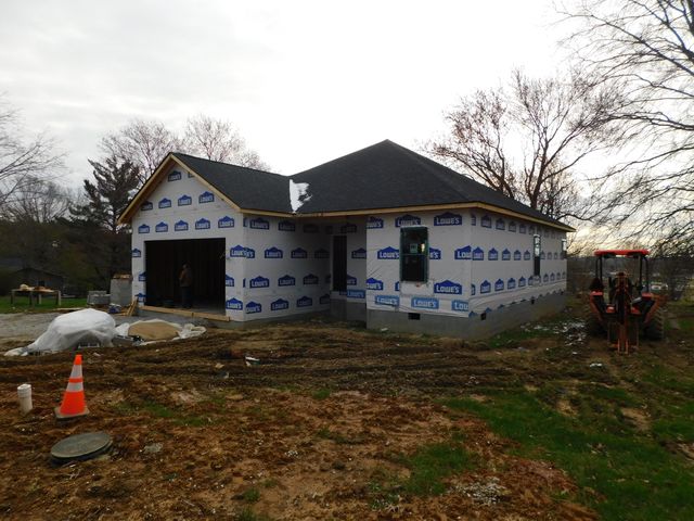 1634 Senator Lane, London, KY 40741