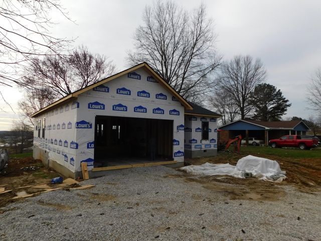 1634 Senator Lane, London, KY 40741