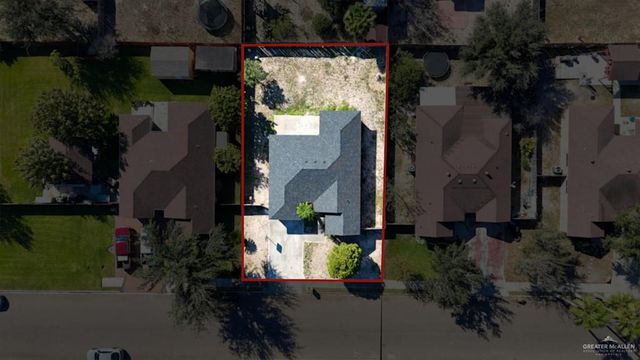 1602 E Rabbit Run Avenue, Alton, TX 78573